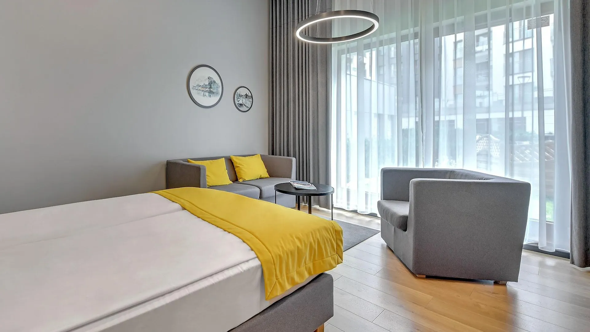 Hotel Number One By Grano 그단스크 3*,