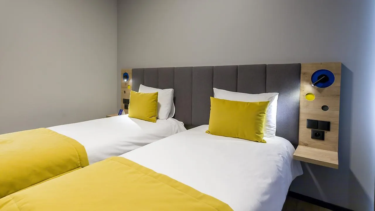 Hotel Number One By Grano 그단스크